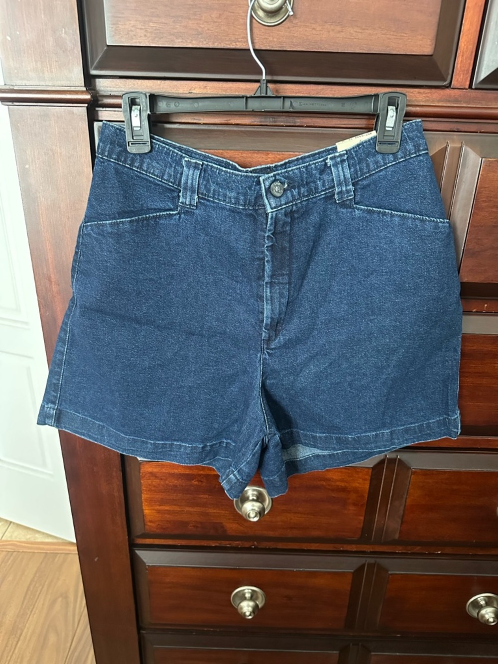 Lee Women’s Blue Denim Chino Shorts Sz 12 98% Cotton NWT